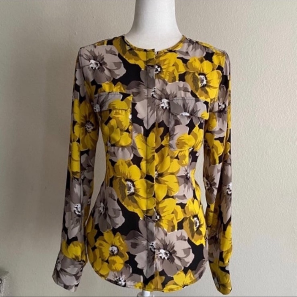 Who What Wear Yellow Floral Print Women’s Button Down Shirt✨